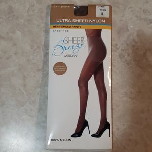 Ultra sheer nylon pantyhose